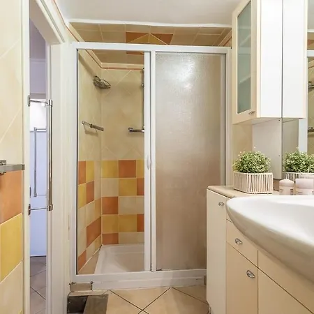 Loft A 50 Mt Dal Mare Con Parcheggio E Terrazzo